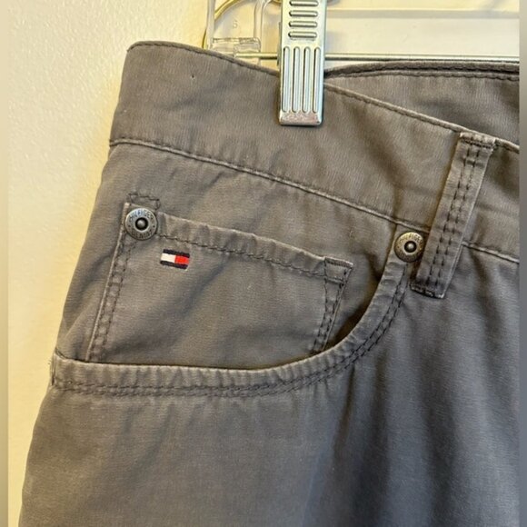 Tommy Hilfiger Mens Pants Size 36x32 Straight Leg Gray Trouser Classic Chino - Picture 2 of 5